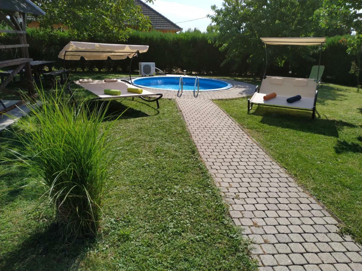 Orient Relax Garden Lägenhet Keszthely Exteriör bild